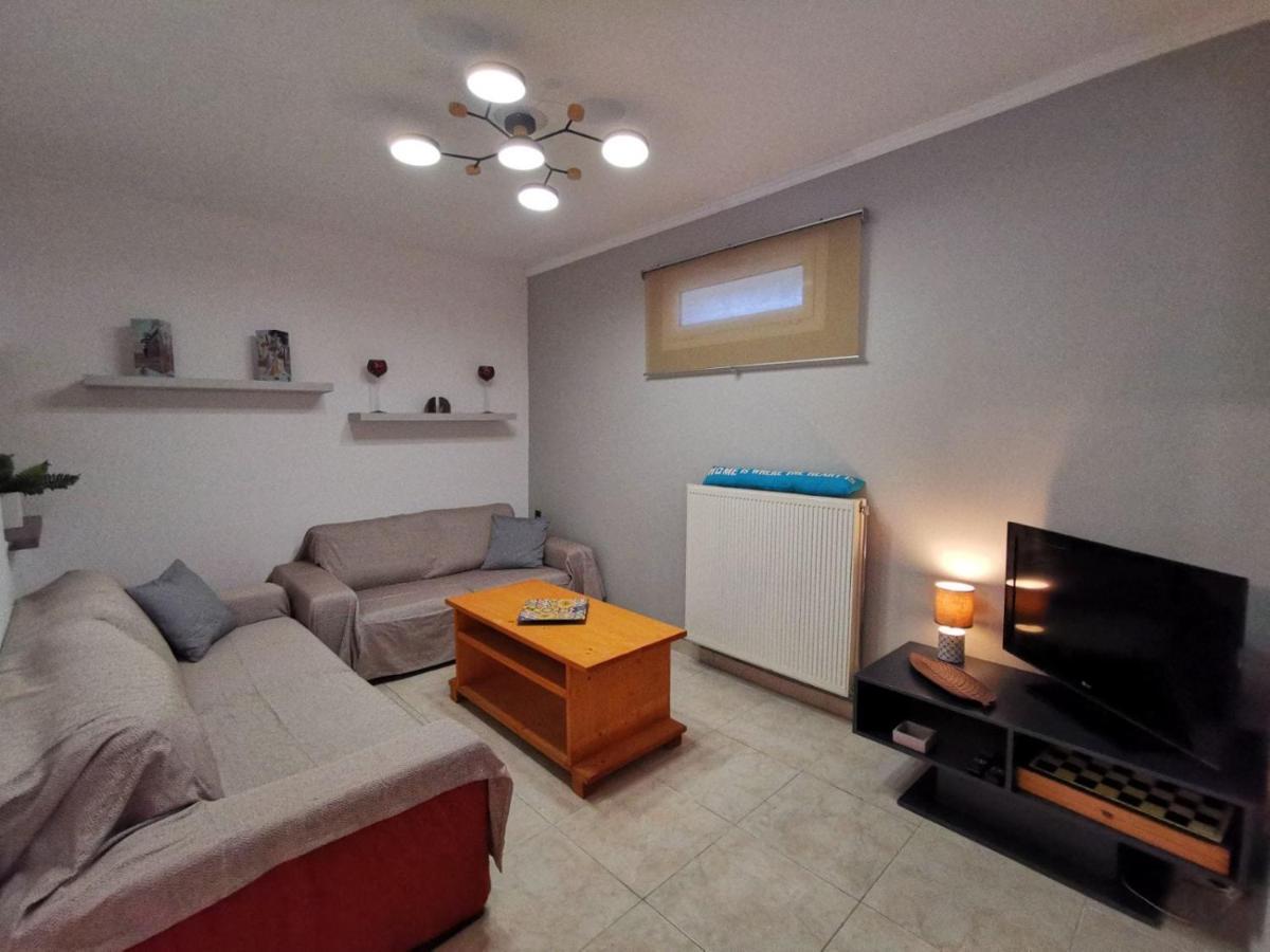 Antonela Sunshine Apartment By Corfu Escapes Perama  Zewnętrze zdjęcie